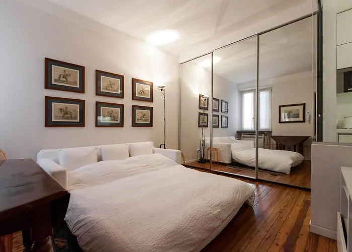 Charming Apartment In Milan Porta Venezia