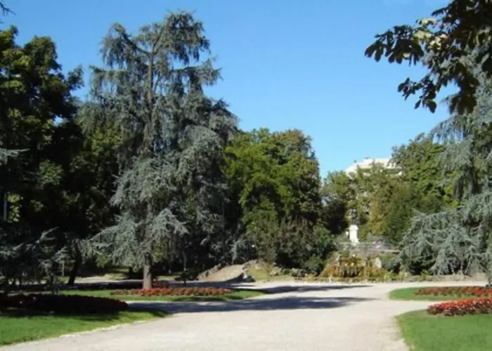 Charming Apartment In Milan Porta Venezia